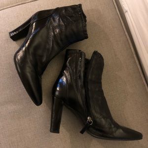 Zara Black Booties with heel.